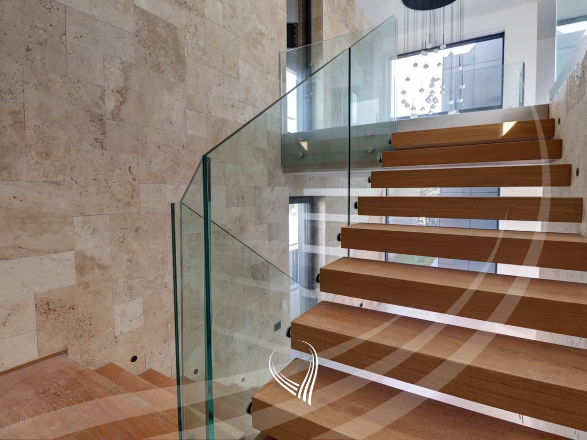 Shtëpi me 4 dhoma gjumi në shitje në Preoc – afër lagjes Marigona Residence 18